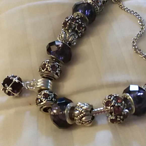 Morenitor Beaded Bracelet - Picture 4 of 7